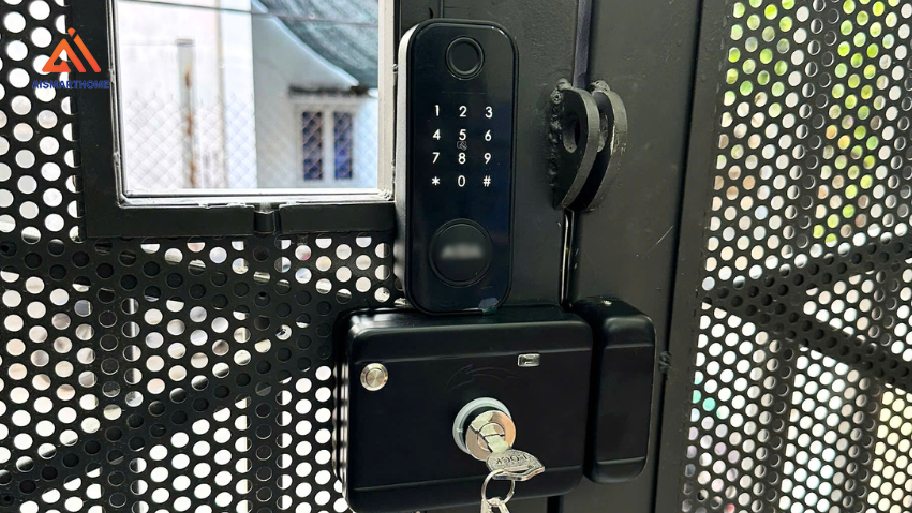 Một mẫu khóa phù hợp không chỉ giúp kiểm soát việc ra vào thuận tiện hơn mà còn góp phần nâng cao tính an toàn